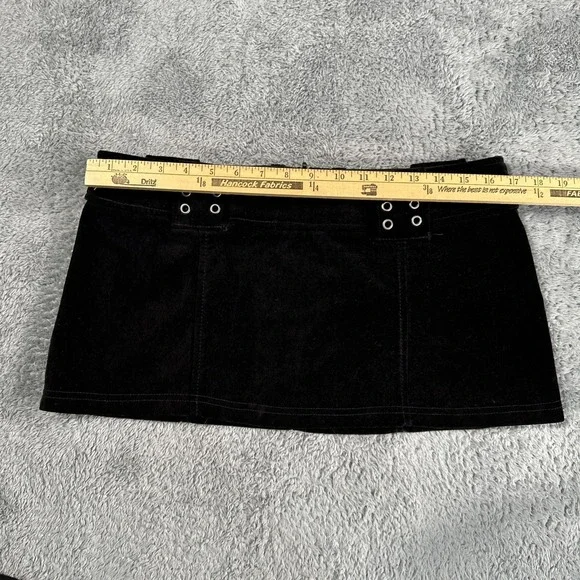 Vintage Y2K Lip Service Black Mini Skirt Gothic Fetish Medium Witchy USA Grunge - Picture 8 of 13